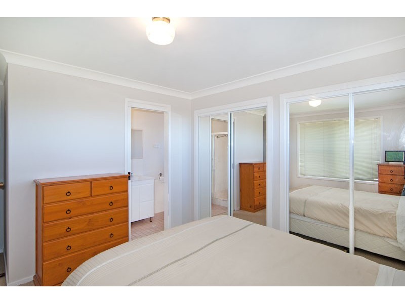 27 Morley Avenue, Bateau Bay NSW 2261