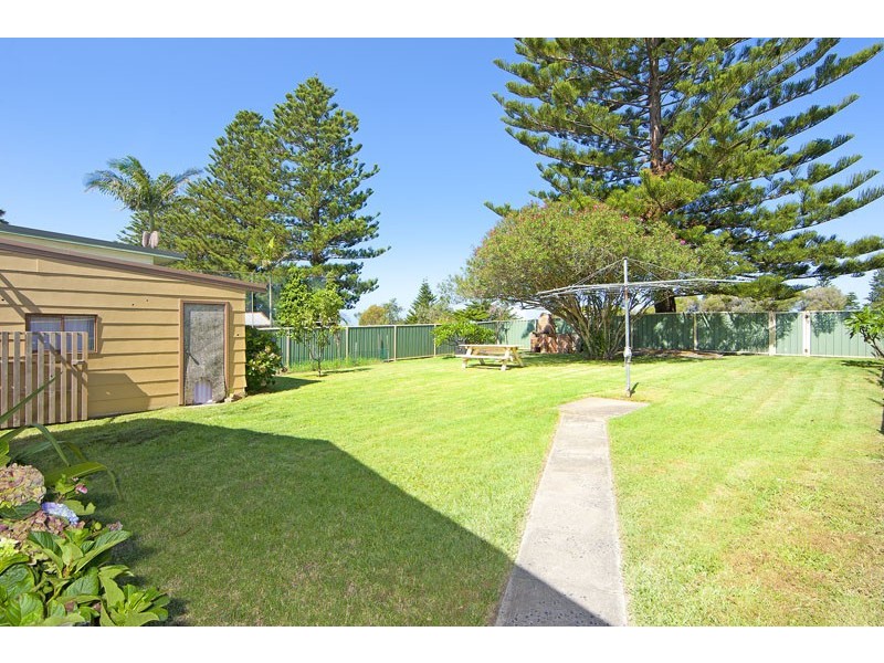 52 Grandview Street, Shelly Beach NSW 2261
