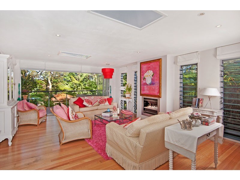 51 Barry Street, Bateau Bay NSW 2261