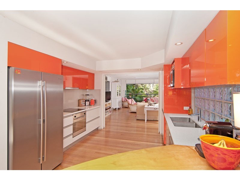 51 Barry Street, Bateau Bay NSW 2261