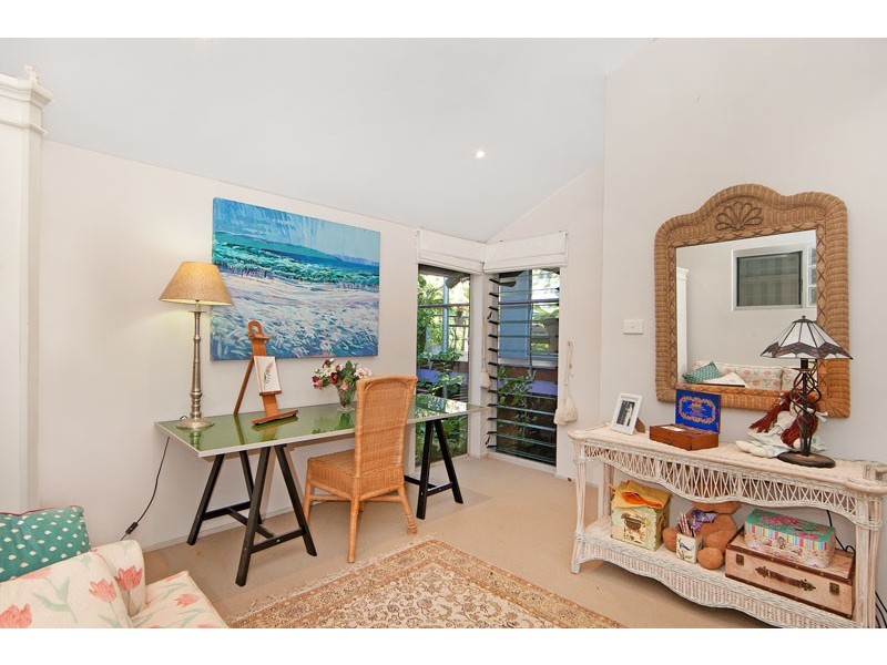 51 Barry Street, Bateau Bay NSW 2261