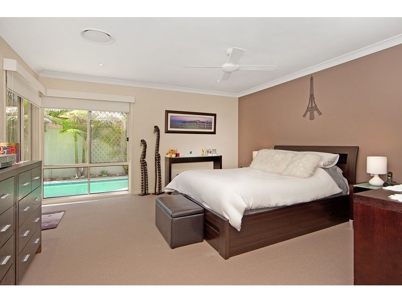 2 Woodstork Close, Tumbi Umbi NSW 2261