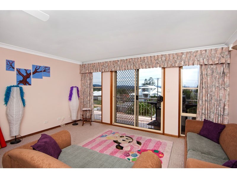 56 Grandview Street, Shelly Beach NSW 2261