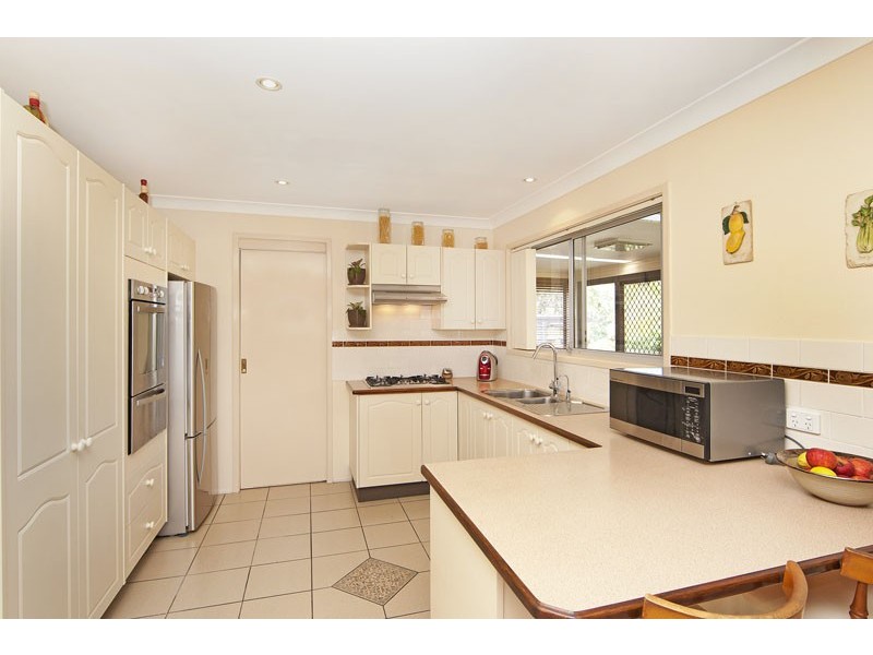 34 Henzel Road, Green Point NSW 2251