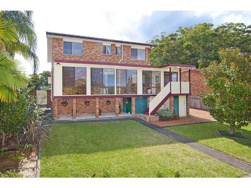 34 Henzel Road, Green Point NSW 2251