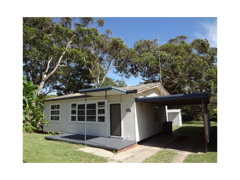 47 Bateau Bay Road, Bateau Bay NSW 2261