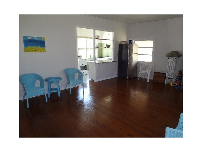 47 Bateau Bay Road, Bateau Bay NSW 2261