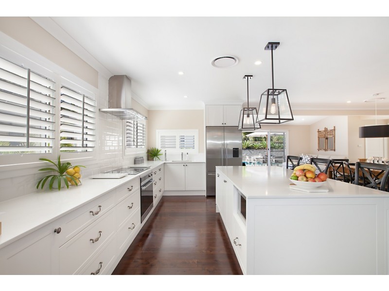 25 Wandella Avenue, Bateau Bay NSW 2261