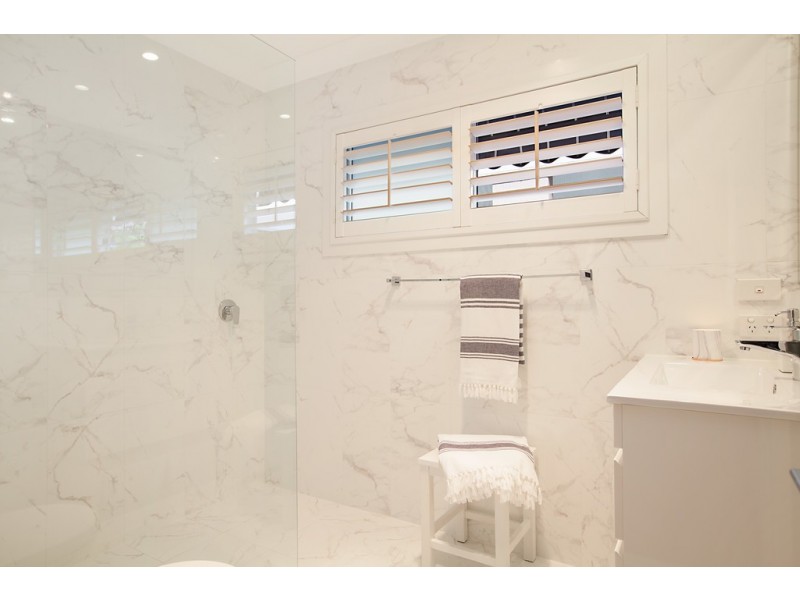 25 Wandella Avenue, Bateau Bay NSW 2261