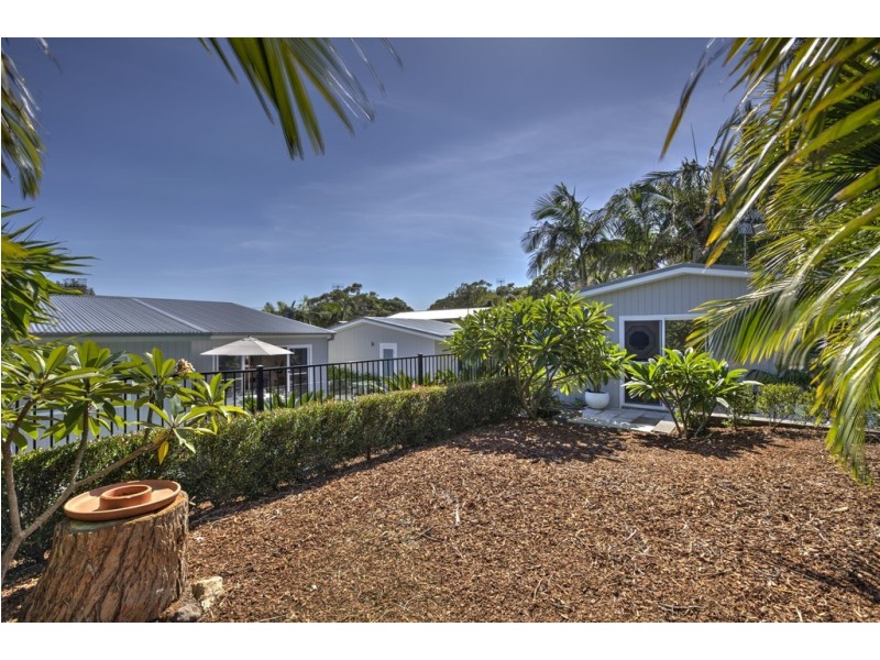 25 Wandella Avenue, Bateau Bay NSW 2261