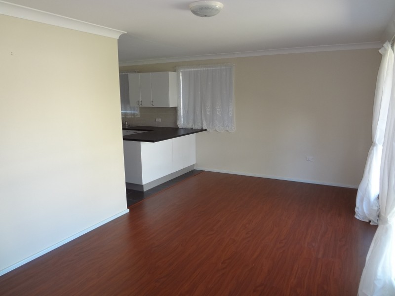 31 Albatross Road, Berkeley Vale NSW 2261