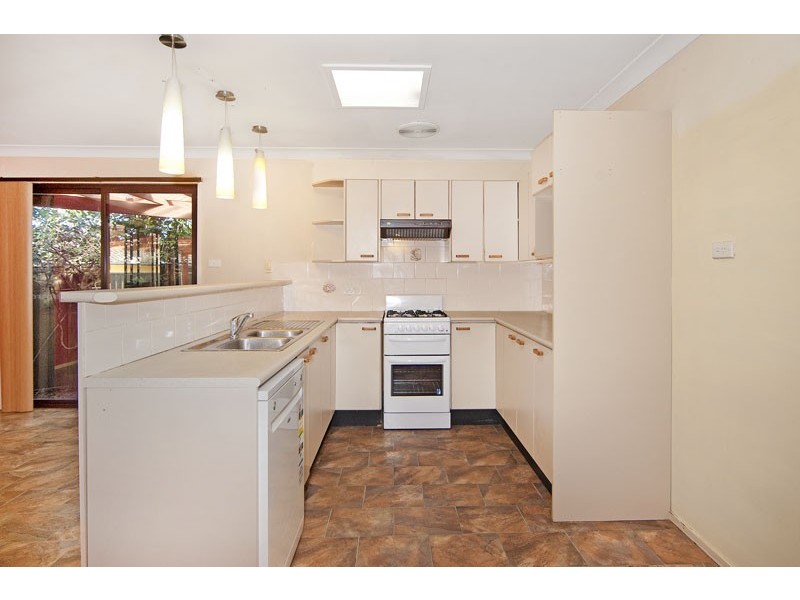 7 Marlborough Place, Berkeley Vale NSW 2261