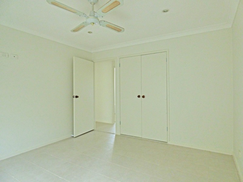 2 Adrian Close, Bateau Bay NSW 2261