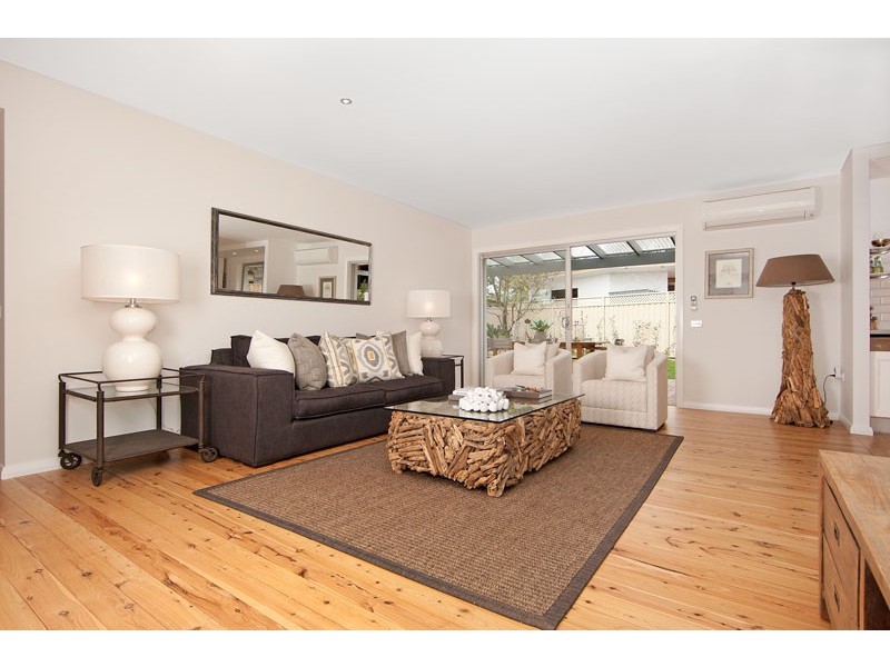 60 Lakin Street, Bateau Bay NSW 2261