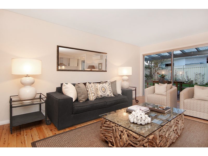 60 Lakin Street, Bateau Bay NSW 2261