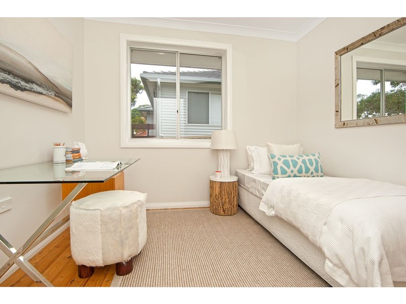 60 Lakin Street, Bateau Bay NSW 2261