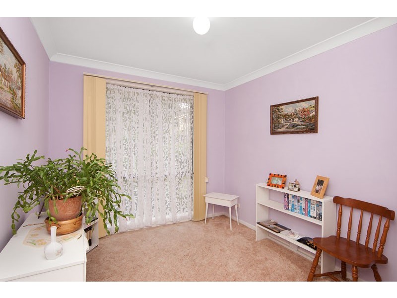 4 Debra Anne Drive, Bateau Bay NSW 2261