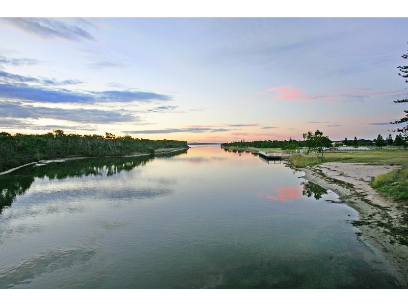 9 Coogee Avenue, The Entrance North NSW 2261