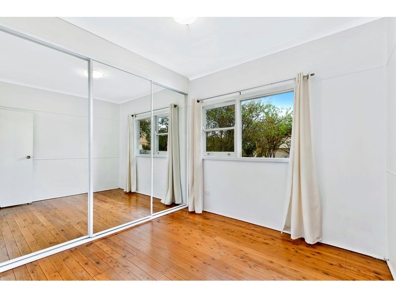 6 Ventura Avenue, Bateau Bay NSW 2261