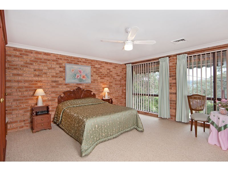 16 Wordsworth Avenue, Bateau Bay NSW 2261