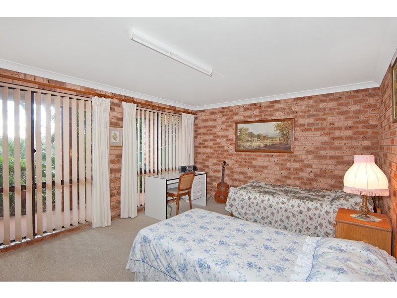 16 Wordsworth Avenue, Bateau Bay NSW 2261
