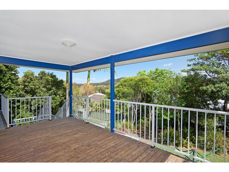 8 Noorong Avenue, Forresters Beach NSW 2260