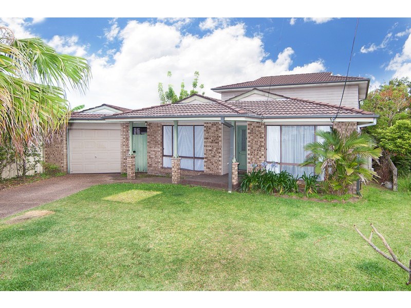 4 Barramundi Place, Bateau Bay NSW 2261