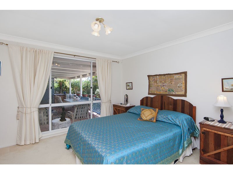 18 Rushby Street, Bateau Bay NSW 2261