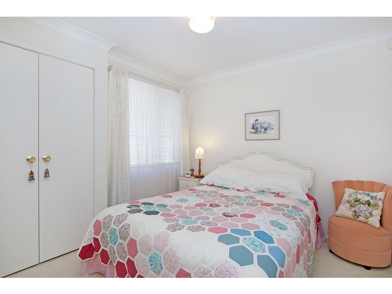 18 Rushby Street, Bateau Bay NSW 2261