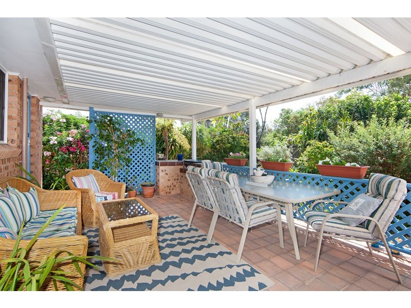 18 Rushby Street, Bateau Bay NSW 2261