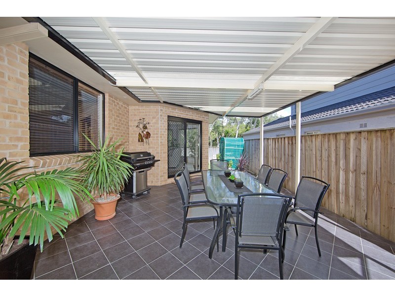 53 Sir Joseph Banks Drive, Bateau Bay NSW 2261