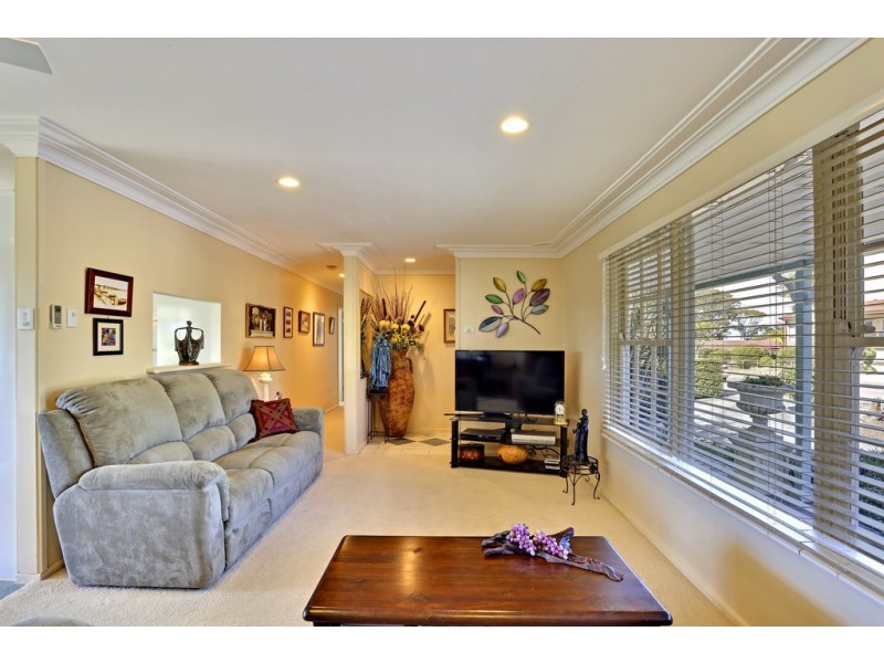 102 Eastern Road, Tumbi Umbi NSW 2261