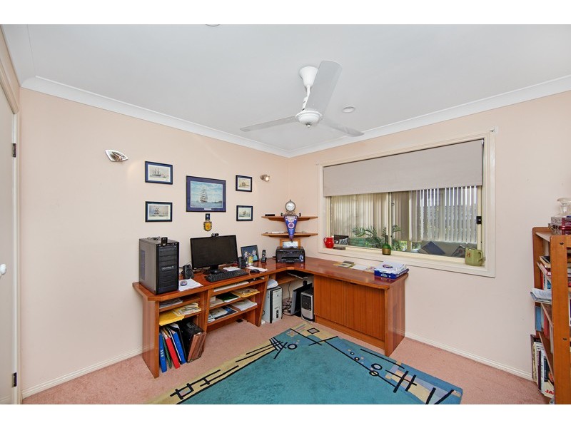14 Sirius Avenue, Bateau Bay NSW 2261