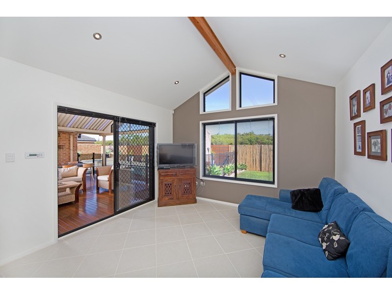 65 Sir Joseph Banks Drive, Bateau Bay NSW 2261