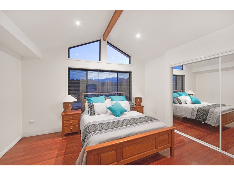 65 Sir Joseph Banks Drive, Bateau Bay NSW 2261