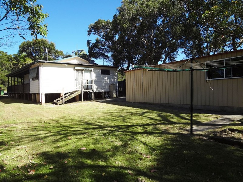 959 The Entrance Road, Forresters Beach NSW 2260