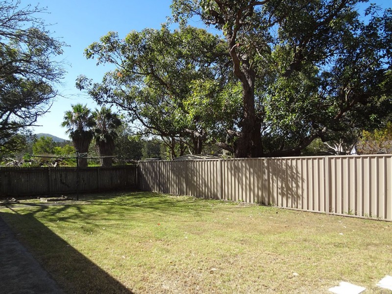 959 The Entrance Road, Forresters Beach NSW 2260