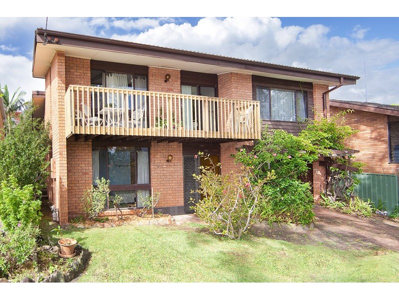 32 Curzon Avenue, Bateau Bay NSW 2261