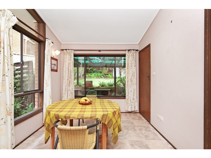 32 Curzon Avenue, Bateau Bay NSW 2261