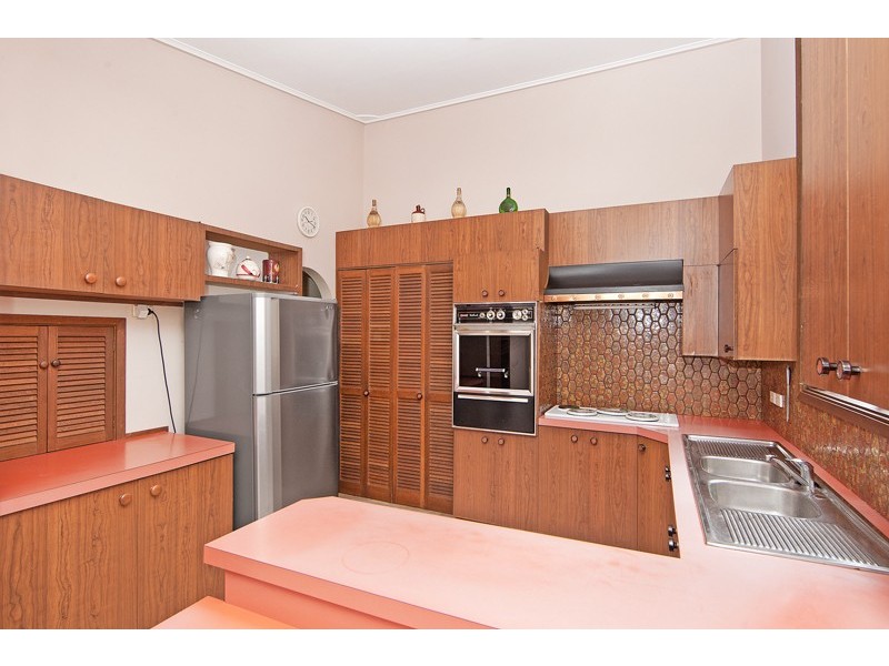 32 Curzon Avenue, Bateau Bay NSW 2261