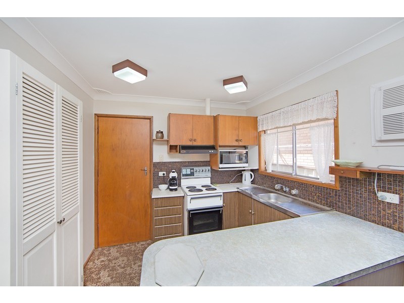 19 Turana Street, Killarney Vale NSW 2261