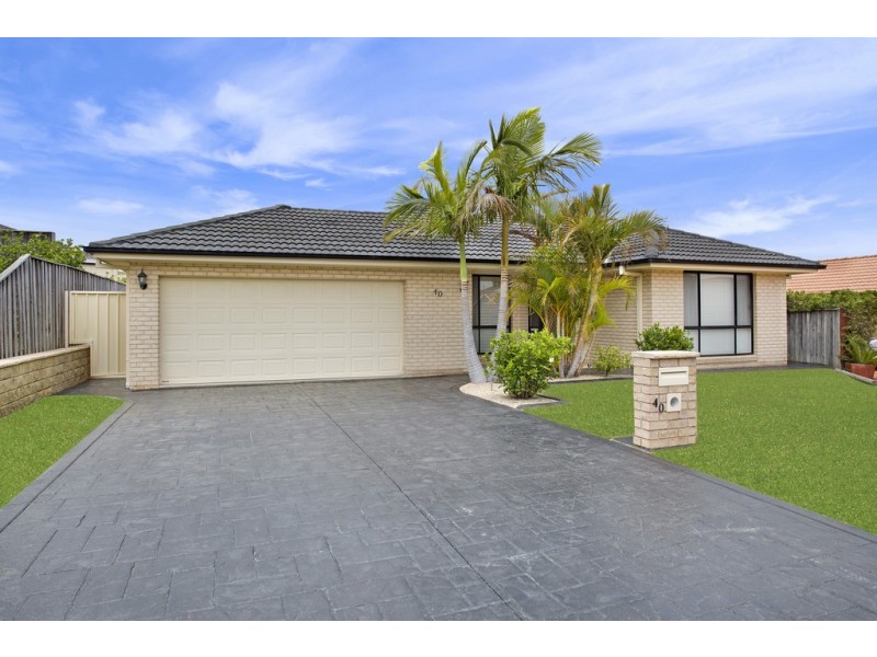 40 Scarborough Place, Bateau Bay NSW 2261