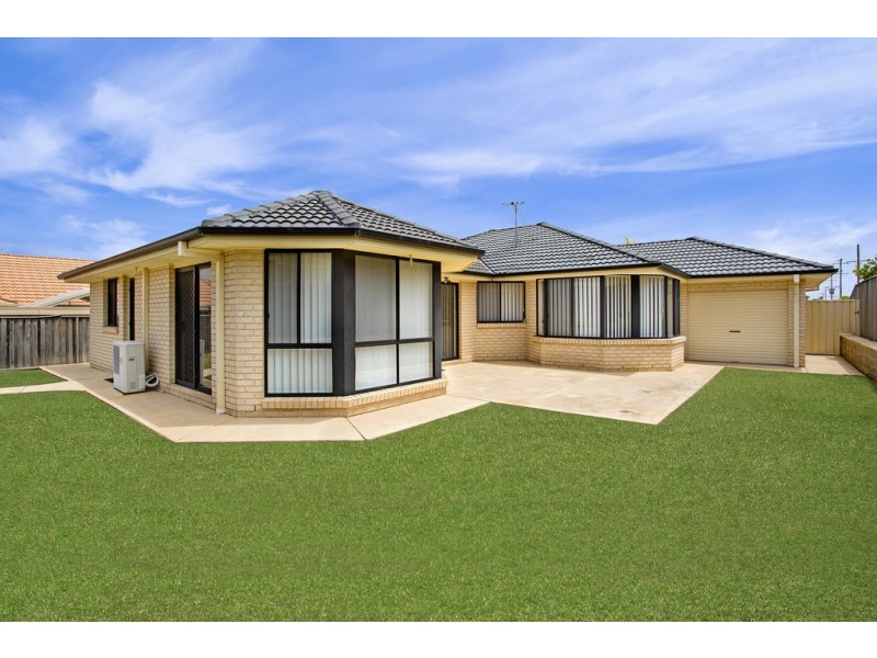 40 Scarborough Place, Bateau Bay NSW 2261