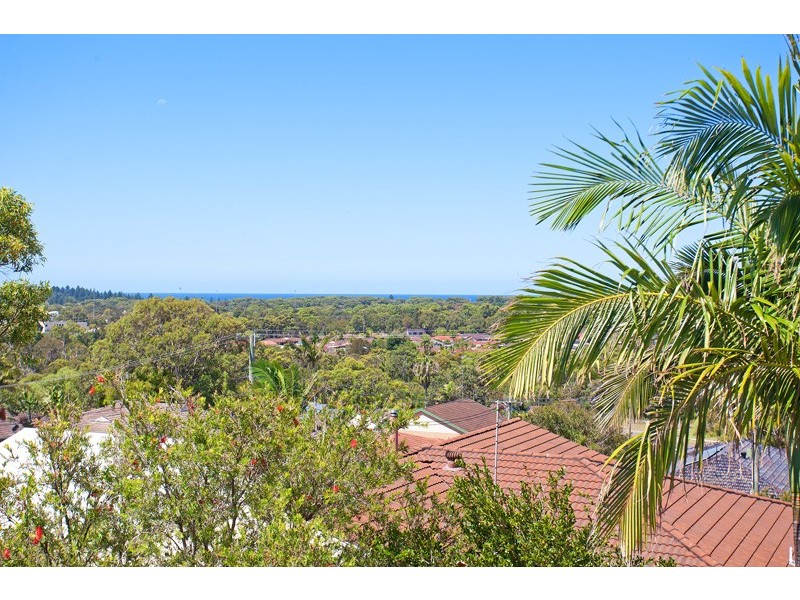44 Promenade Avenue, Bateau Bay NSW 2261