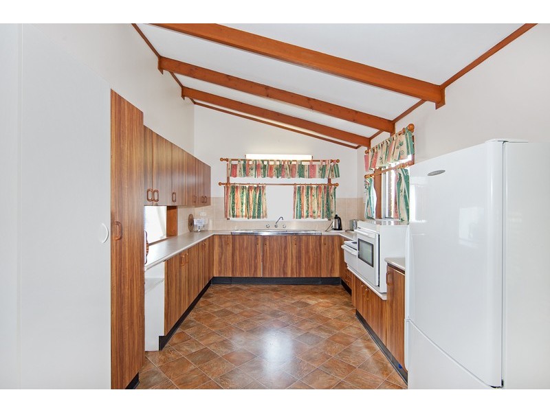 44 Promenade Avenue, Bateau Bay NSW 2261