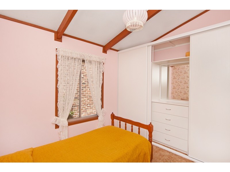 44 Promenade Avenue, Bateau Bay NSW 2261