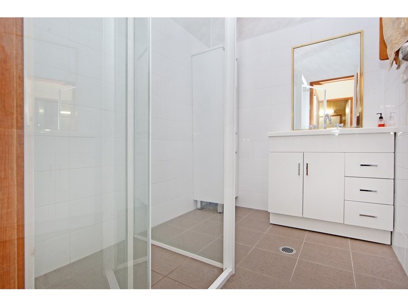 44 Promenade Avenue, Bateau Bay NSW 2261