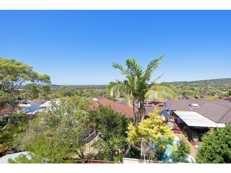 44 Promenade Avenue, Bateau Bay NSW 2261