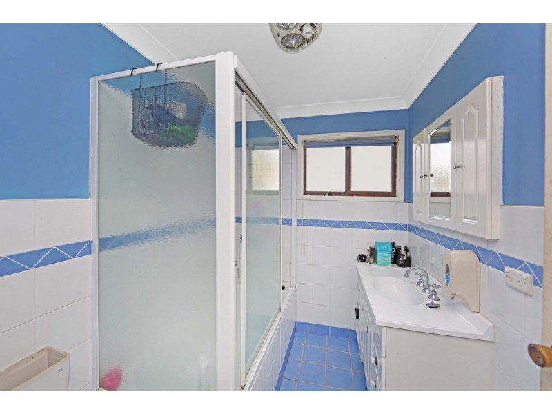 714 The Entrance Road, Bateau Bay NSW 2261