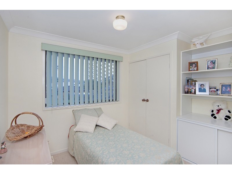 2/38 Debra Anne Drive, Bateau Bay NSW 2261